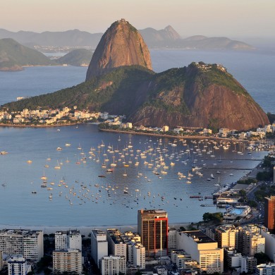 le Pain de sucre au coucher du soleil_Rio de Janeiro