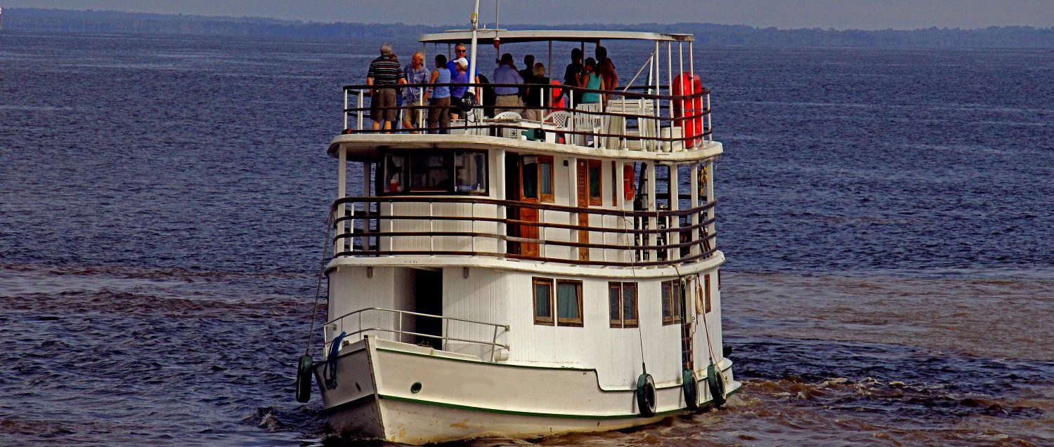 cruise ship amazon rio negro