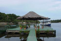 Amazonie la jetée de l'Amazon Eco Park