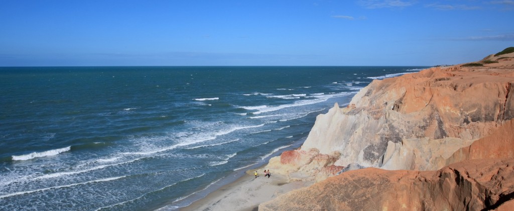 The waves breaking on the beach at Canoa Quebrada. 