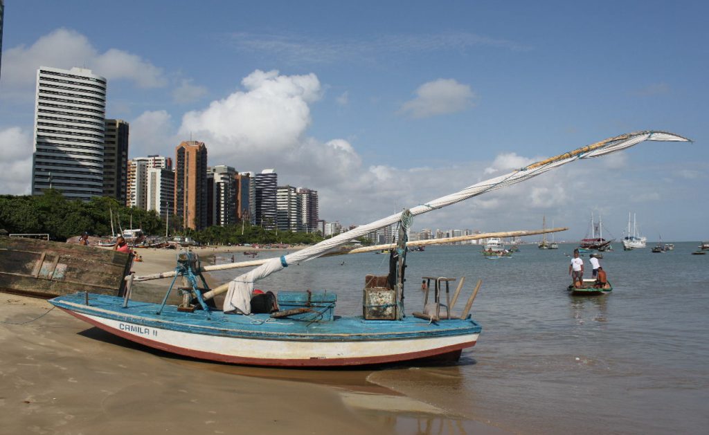 A beached jangada ready to go to sea anytime. 