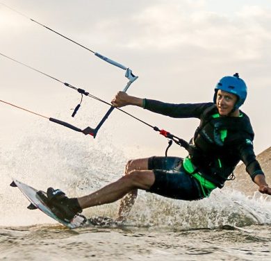 Up close shot of Kitesurfer on his heel edge in Jericoacoara.