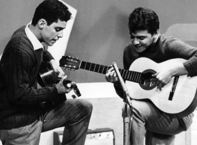 Black and white of Chico Barque playing Bossa nova music.