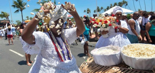 Picture depicting "lavagem de itapua" in Salvador.