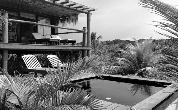 Garden and pool of Txai Itacaré in Black and White.