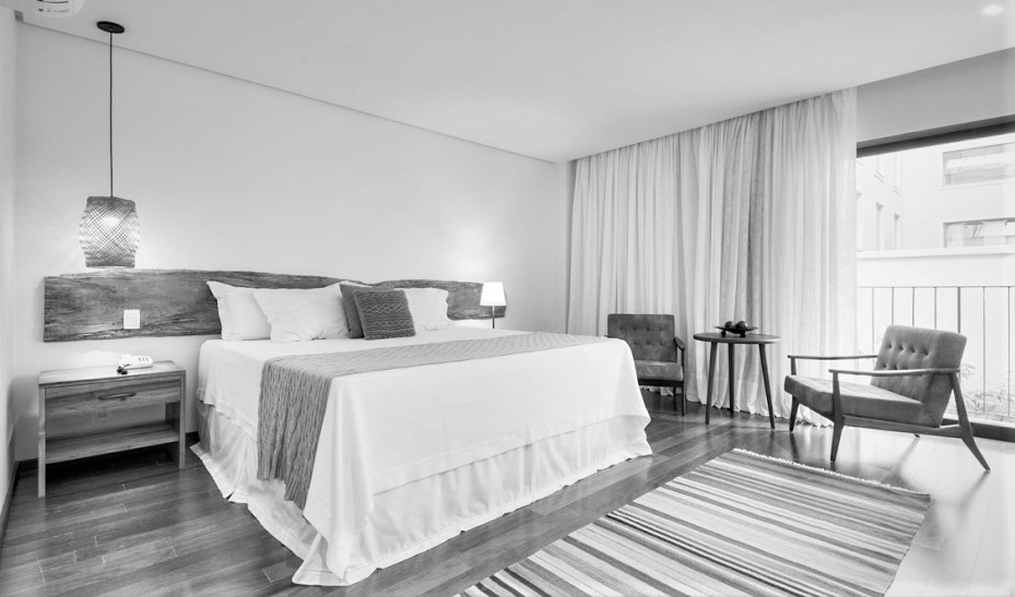 Villa Amazonia room in Black and White.